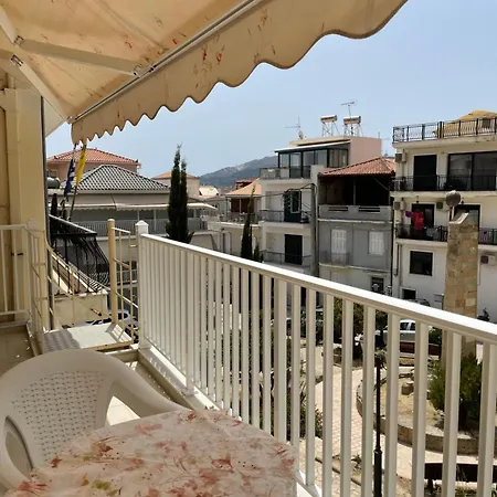 Appartement Kalvos Square Apt By 